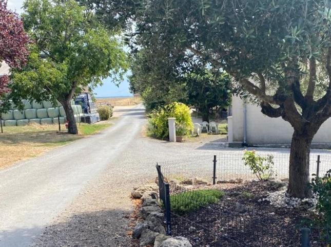 Gite A La Ferme - Confort & Nature Senouillac Exterior foto